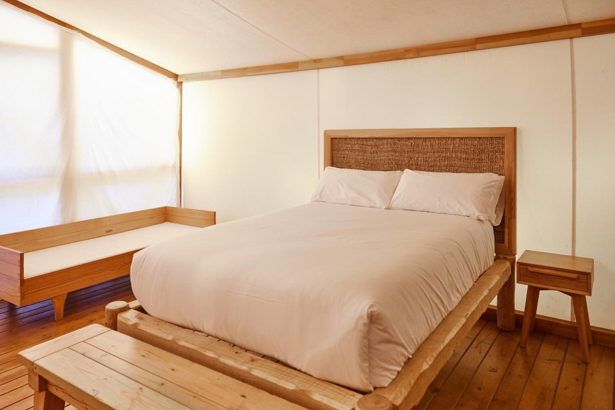 Hotel Taiga Tarifa Punta Paloma Habitación foto