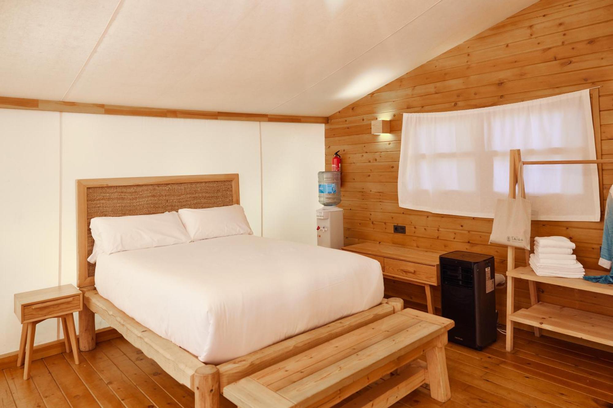 Hotel Taiga Tarifa Punta Paloma Habitación foto